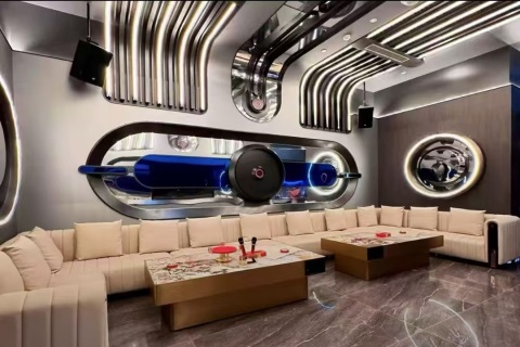 常州酒吧夜场招聘，模特薪资1500起步保底一个班​